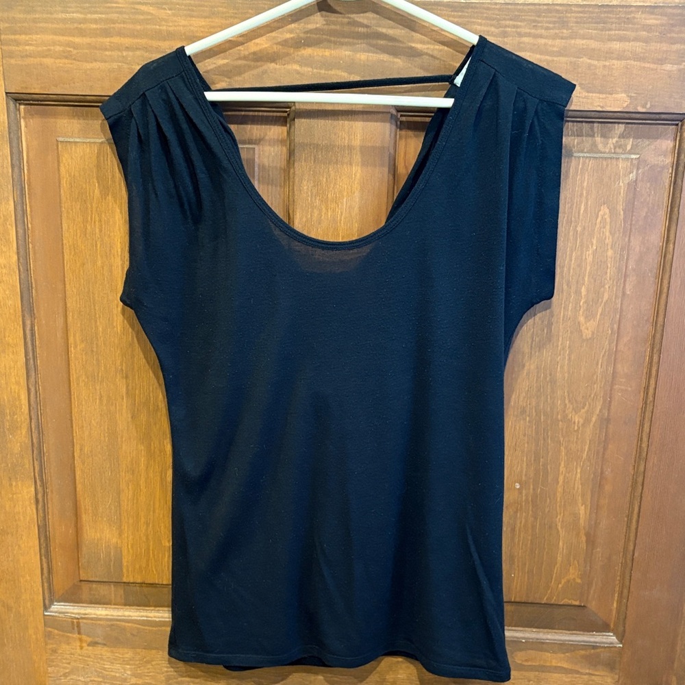 Bar III Women's Black Scoop Neck drape back Top Medium